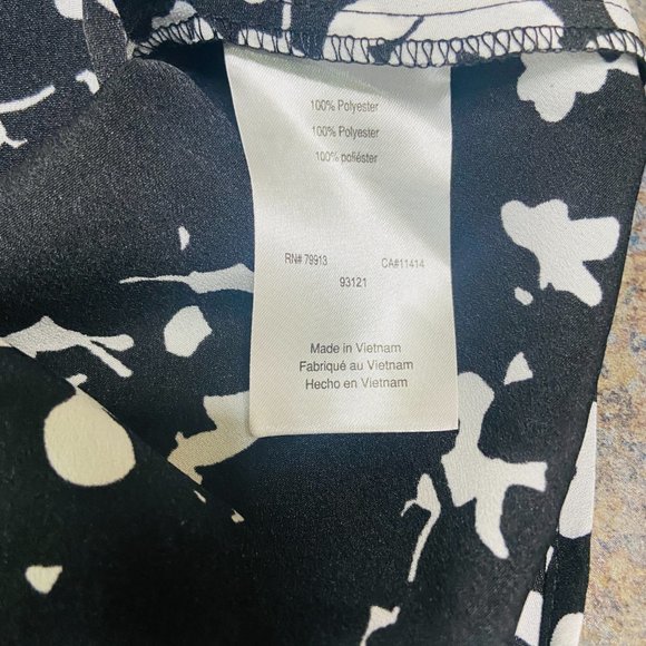 Motherhood Maternity Peplum Black White Floral Top Blouse Size Medium - Picture 7 of 8